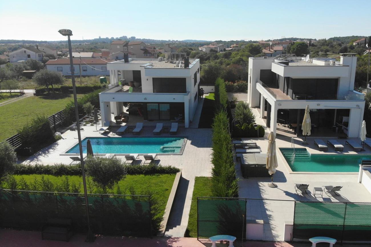 Villa Ula In With Heated Pool And Sauna